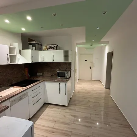 In Naehe Von Messe Ost Apartmán *